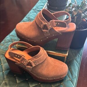 Kork-Ease Tan Mules with Wooden Heel